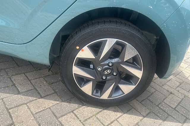 Hyundai i10 1.0 [63] Advance 5dr [Nav]