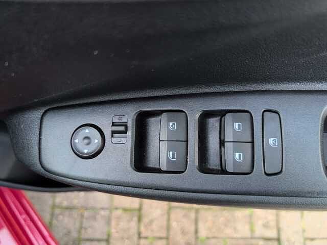 Hyundai i10 1.0 [63] Advance 5dr Auto [Nav]