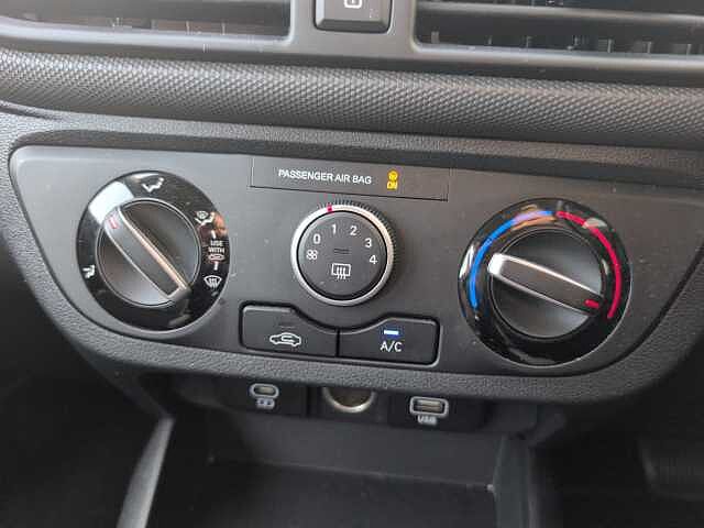 Hyundai i10 1.0 [63] Advance 5dr Auto [Nav]