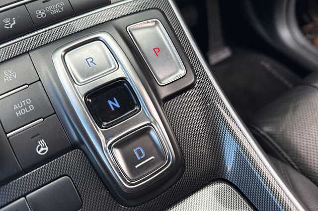Hyundai SANTA FE 1.6 TGDi Plug-in Hybrid Premium 5dr 4WD Auto