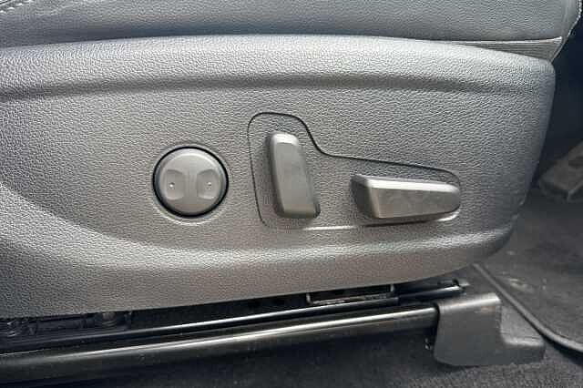 Hyundai SANTA FE 1.6 TGDi Plug-in Hybrid Premium 5dr 4WD Auto