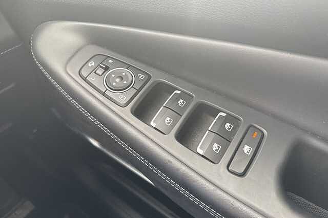 Hyundai SANTA FE 1.6 TGDi Plug-in Hybrid Premium 5dr 4WD Auto