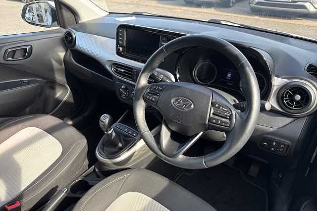 Hyundai i10 1.2 MPi Premium 5dr