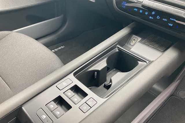 Hyundai IONIQ 6 E (228ps) Premium 77kWh (Single Motor) RWD