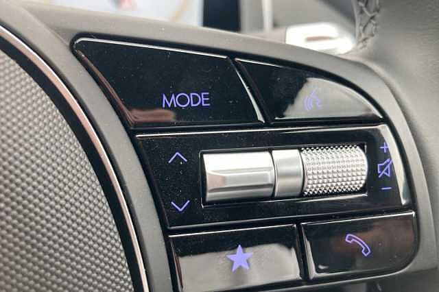 Hyundai IONIQ 6 E (228ps) Premium 77kWh (Single Motor) RWD