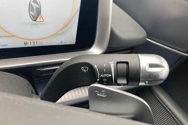 Hyundai IONIQ 6 E (228ps) Premium 77kWh (Single Motor) RWD