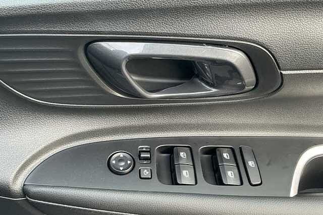 Hyundai i20 1.0T GDi Premium 5dr DCT