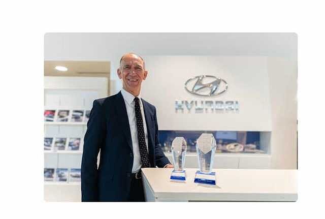 Hyundai BAYON 1.0 TGDi Premium 5dr Red