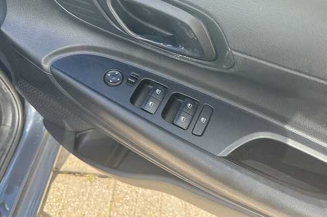 Hyundai i20 1.0T GDi 48V MHD SE Connect 5dr