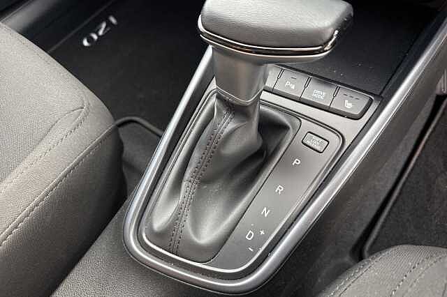Hyundai i20 1.0T GDi Premium 5dr DCT
