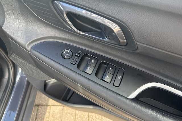 Hyundai BAYON 1.0 TGDi 48V MHEV Premium 5dr