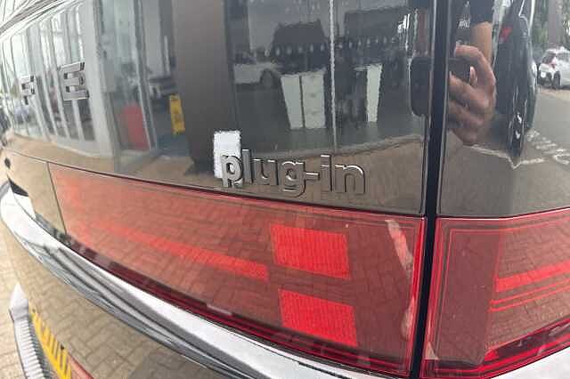 Hyundai SANTA FE 1.6 TGDi Plug-in Hybrid Calligraphy 5dr 4WD Auto