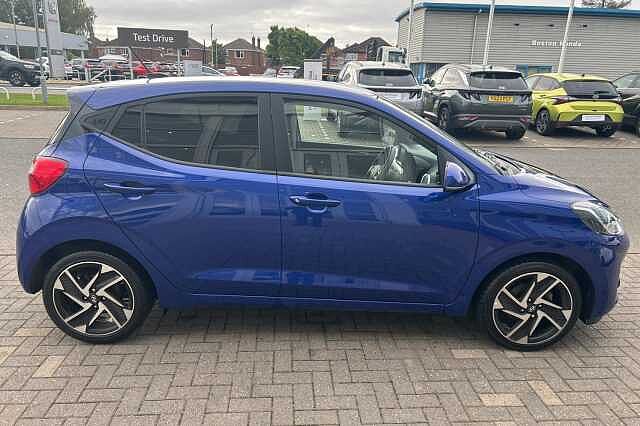 Hyundai i10 1.0 MPi Premium 5dr