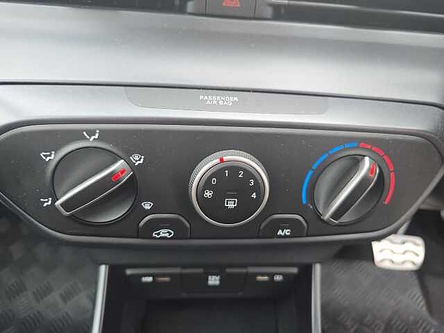 Hyundai BAYON 1.0 TGDi 48V MHEV SE Connect 5dr DCT