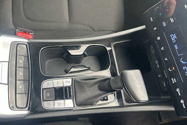 Hyundai TUCSON HYBRID 1.6 T-GDi (150ps) Premium 48Volt DCT Silver