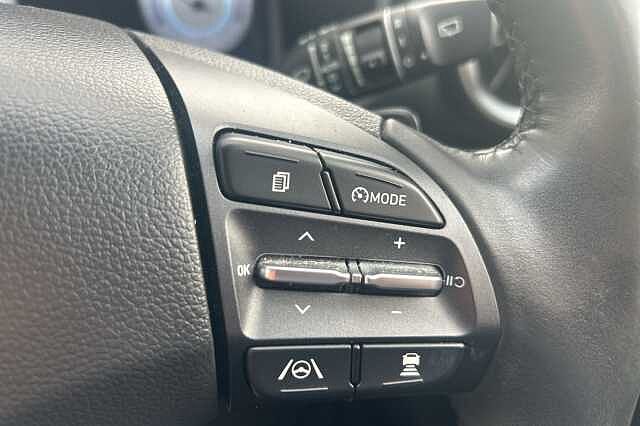 Hyundai KONA 150kW Premium 64kWh 5dr Auto