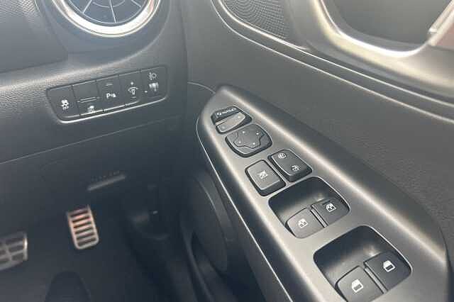 Hyundai KONA 150kW Premium 64kWh 5dr Auto