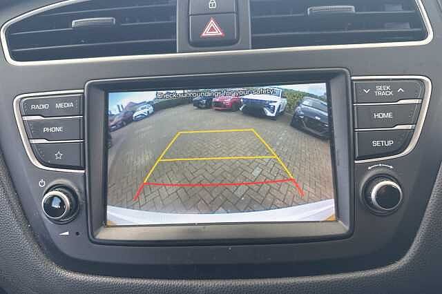 Hyundai i20 1.2 MPi SE 5dr