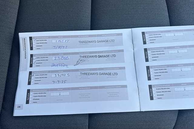 Hyundai IONIQ 1.6 GDi Hybrid Premium 5dr DCT