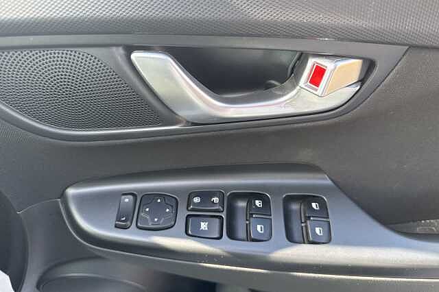 Hyundai KONA 1.0 TGDi 48V MHEV SE Connect 5dr