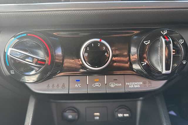 Hyundai KONA 1.0 TGDi 48V MHEV SE Connect 5dr