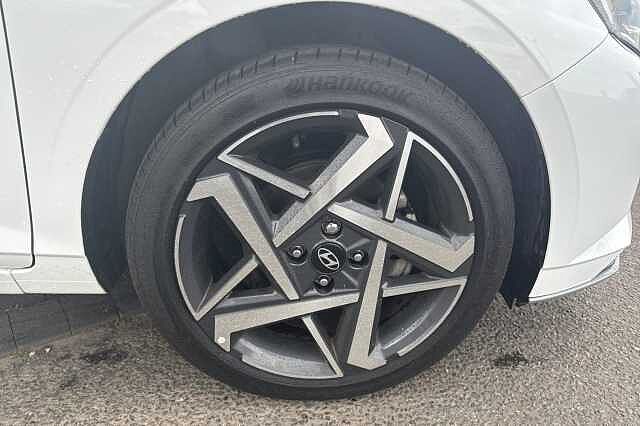 Hyundai i20 1.0T GDi Premium 5dr DCT