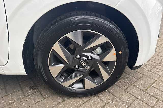 Hyundai i10 1.0 [63] Advance 5dr [Nav]