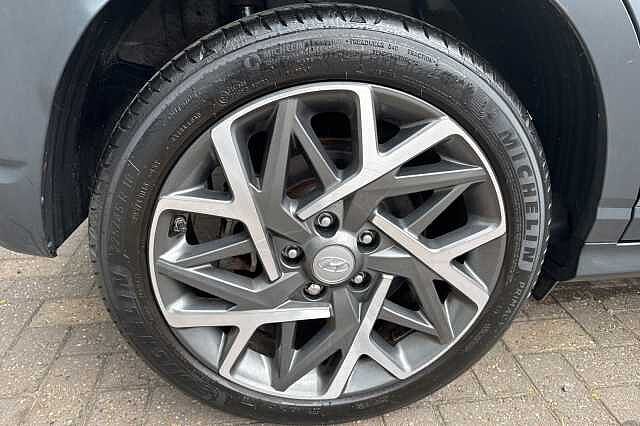 Hyundai KONA 1.6 GDi Hybrid Premium 5dr DCT