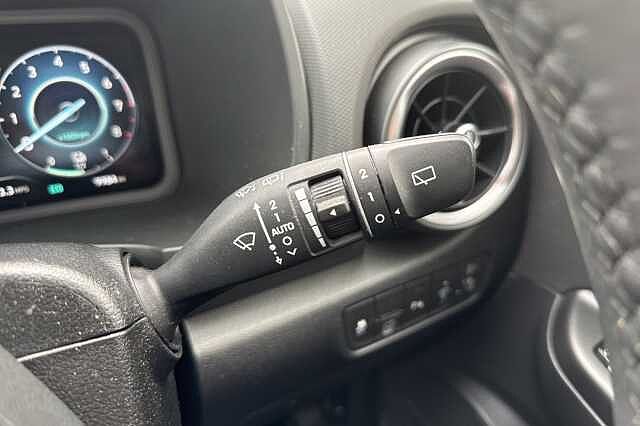 Hyundai KONA 1.6 GDi Hybrid Premium 5dr DCT