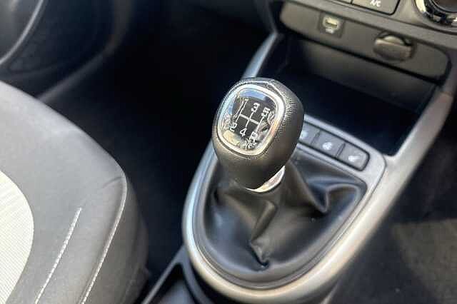Hyundai i10 1.2 MPi Premium 5dr