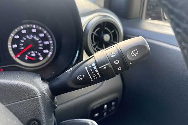 Hyundai i10 1.2 MPi Premium 5dr