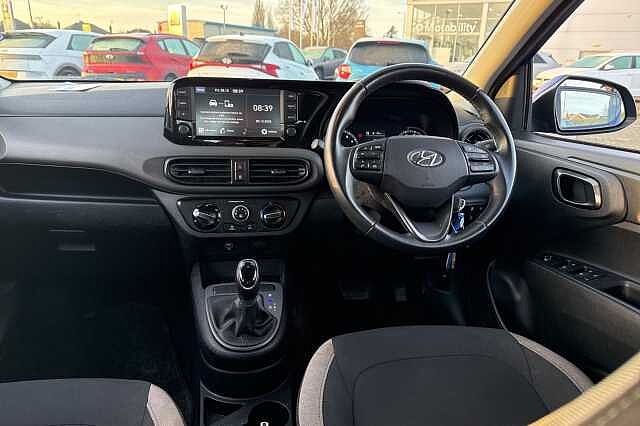 Hyundai i10 1.0 MPi SE Connect 5dr Auto