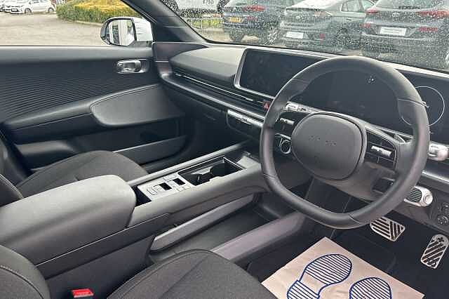 Hyundai IONIQ 6 E (228ps) Premium 77kWh (Single Motor) RWD