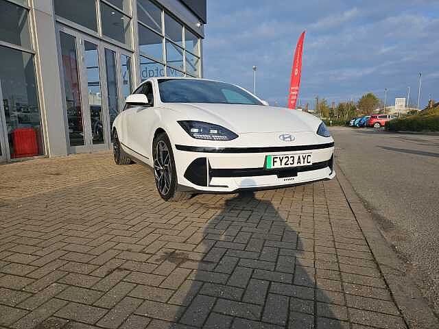 Hyundai IONIQ 6 E (228ps) Premium 77kWh (Single Motor) RWD