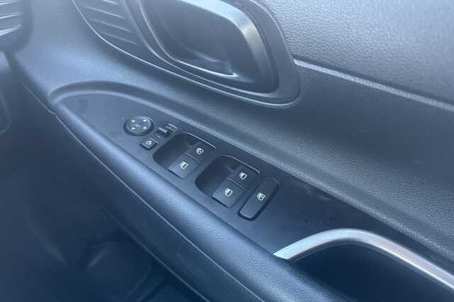 Hyundai BAYON 1.0 TGDi 48V MHEV SE Connect 5dr