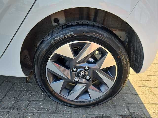 Hyundai i10 1.0 [63] Advance 5dr [Nav]