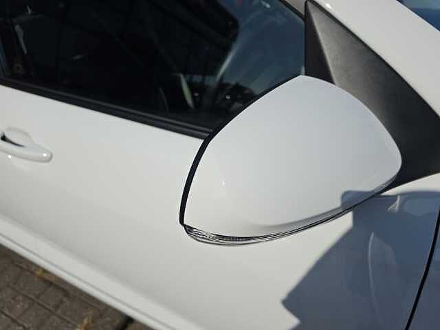 Hyundai i10 1.0 [63] Advance 5dr [Nav]