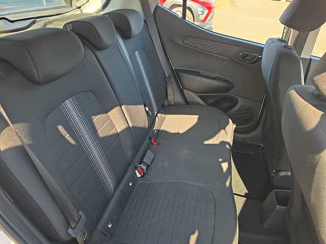 Hyundai i10 1.0 [63] Advance 5dr [Nav]