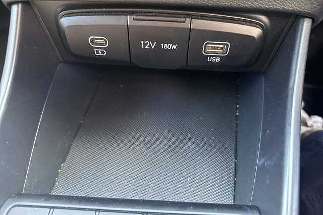 Hyundai i20 1.0T GDi Premium 5dr DCT