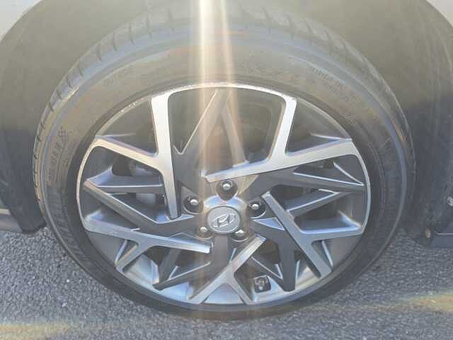 Hyundai KONA 1.6 GDi Hybrid Ultimate 5dr DCT