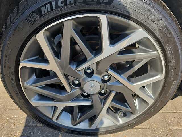 Hyundai KONA 1.6 GDi Hybrid Ultimate 5dr DCT