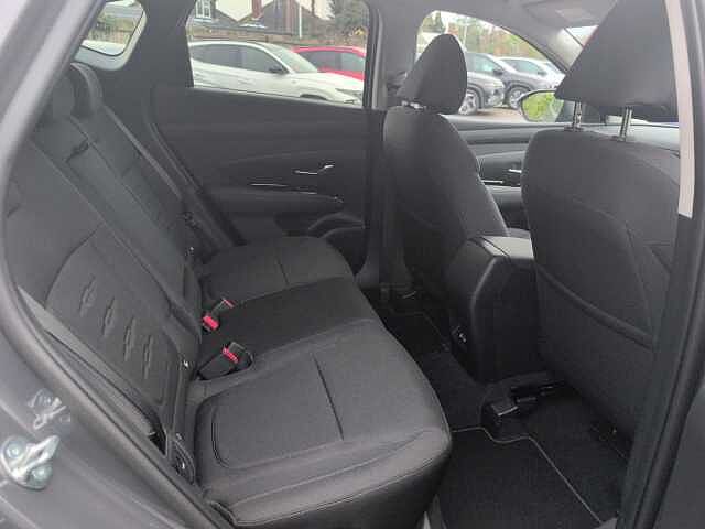 Hyundai TUCSON 1.6T Advance 5dr